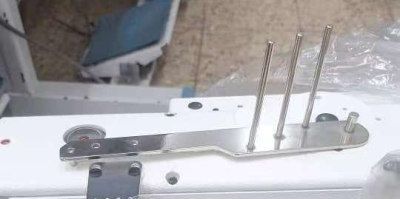 SUPPORT GUIDE MACHINE COUETTE RAZEUSE