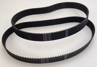 COURROIE MACHINE BORDEUSE 220XL